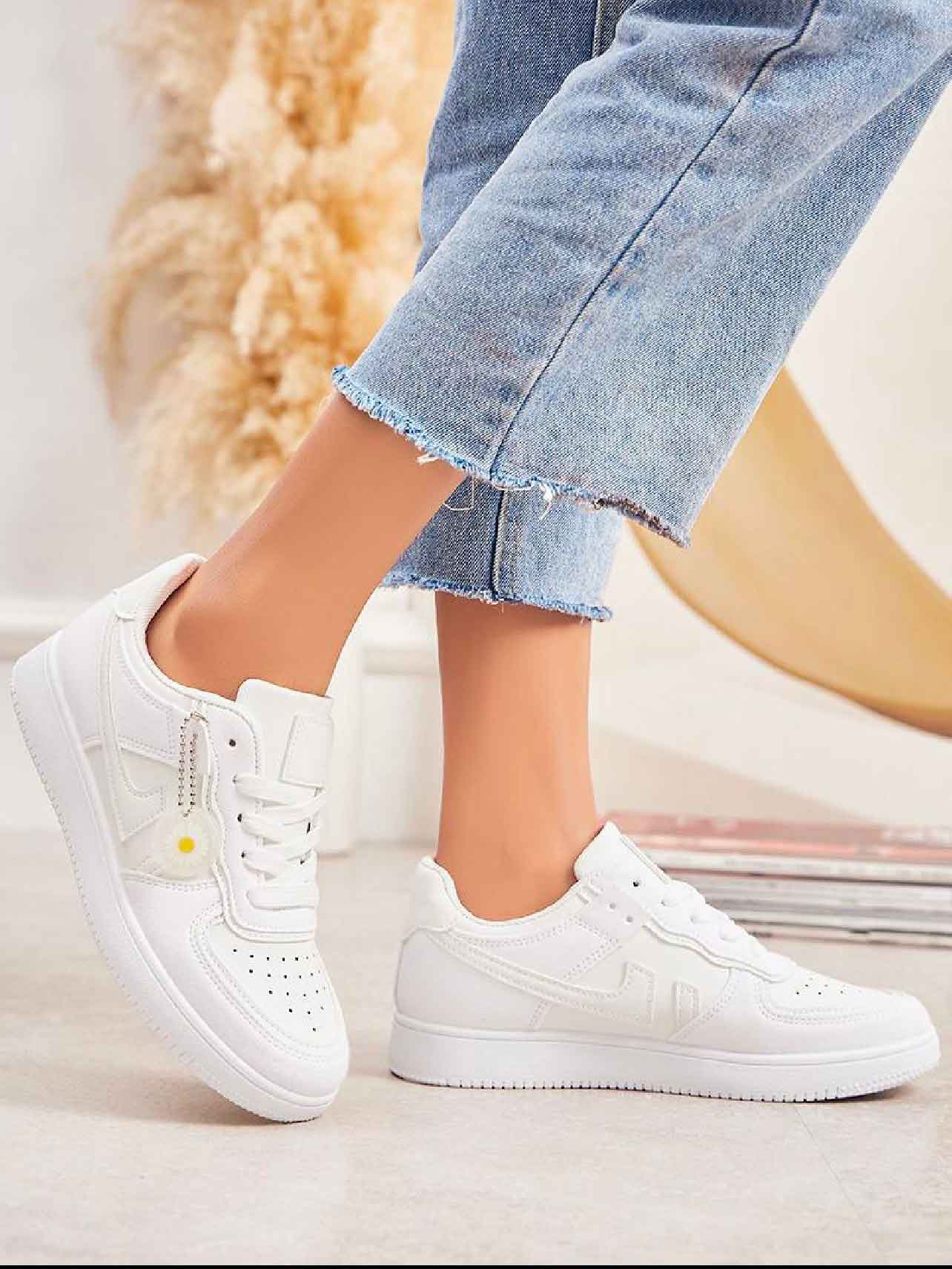 Jules - Vita sneakers med snören